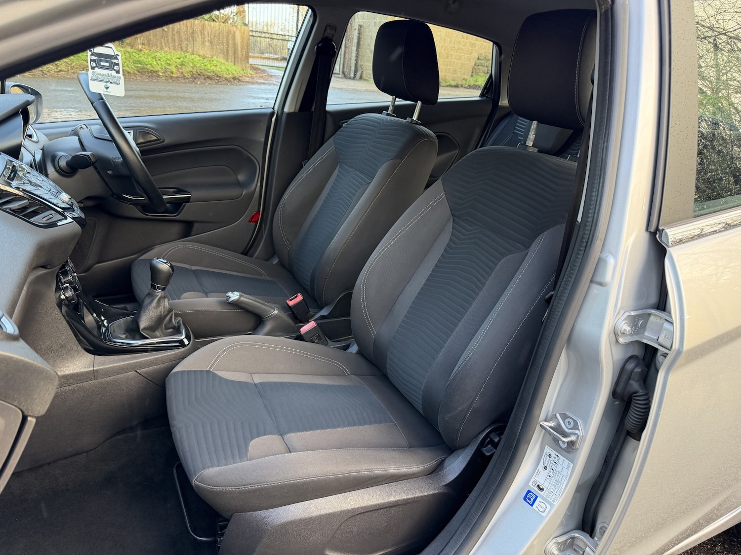 Used Ford Fiesta 2016 for sale - 76877600: Photo 14