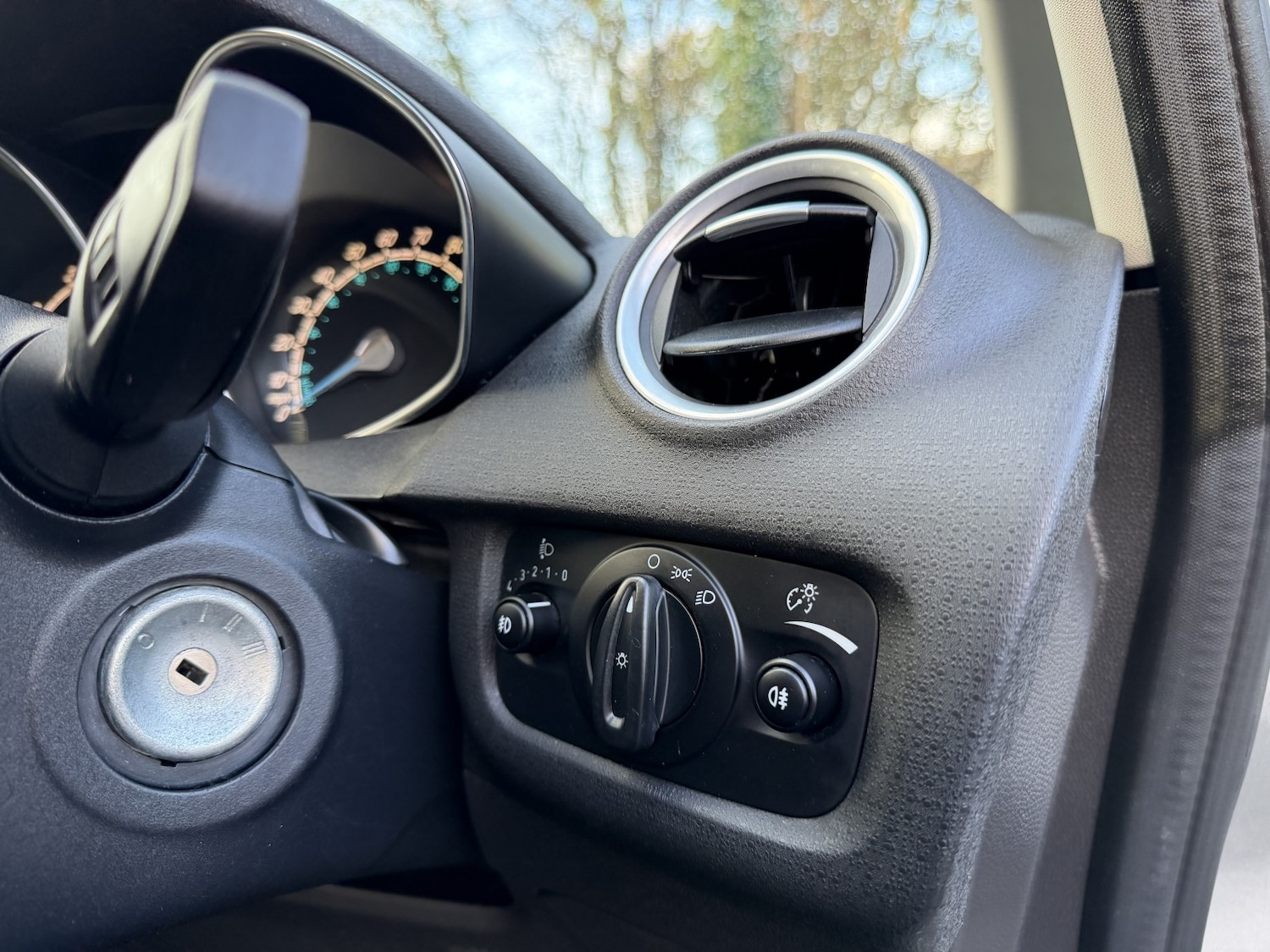 Used Ford Fiesta 2016 for sale - 76877600: Photo 20