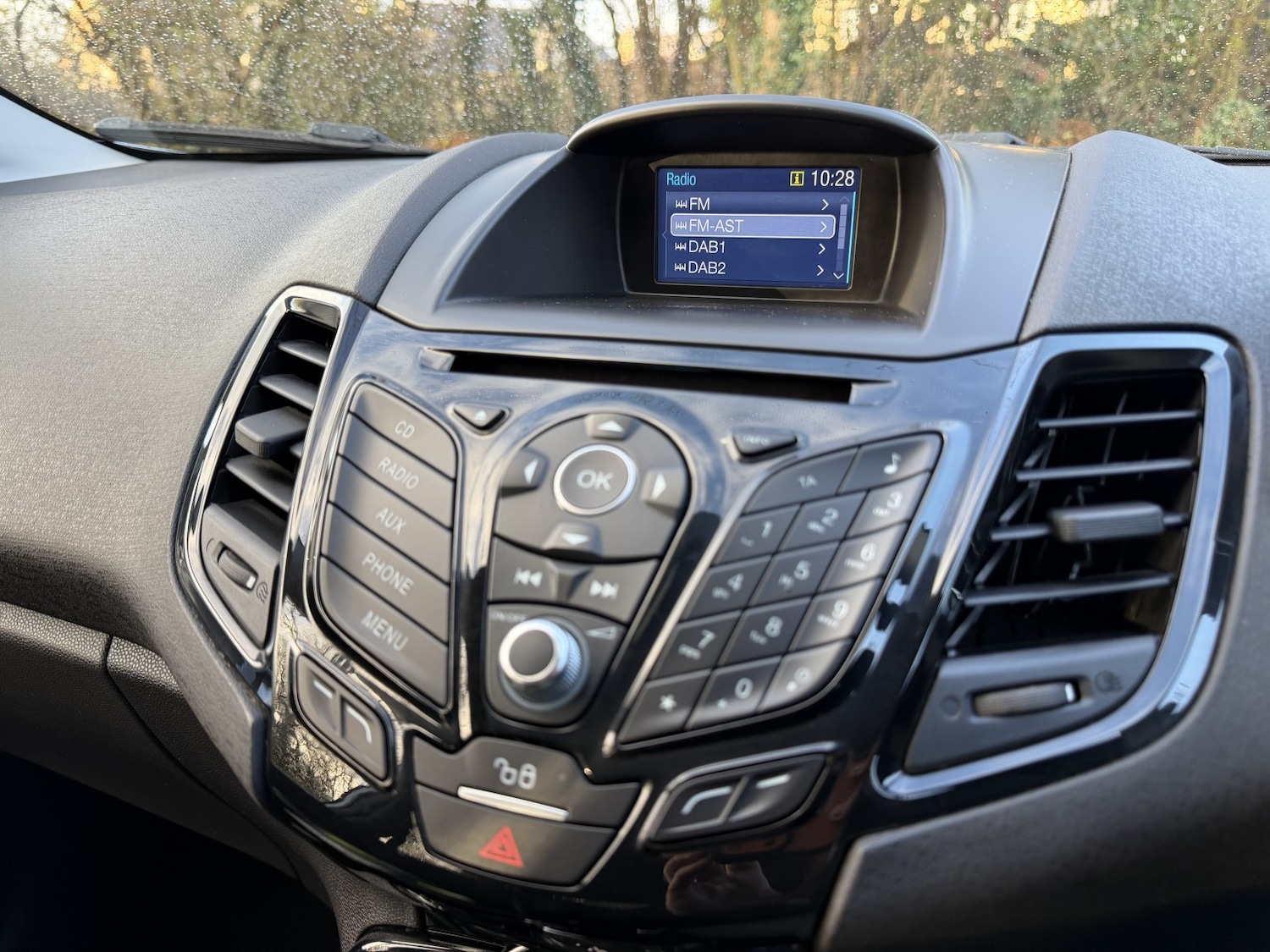 Used Ford Fiesta 2016 for sale - 76877600: Photo 22