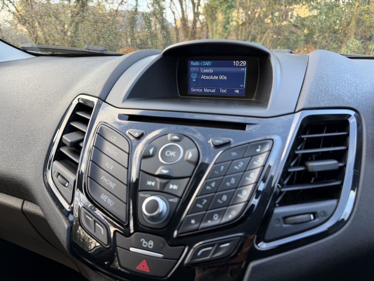 Used Ford Fiesta 2016 for sale - 76877600: Photo 31