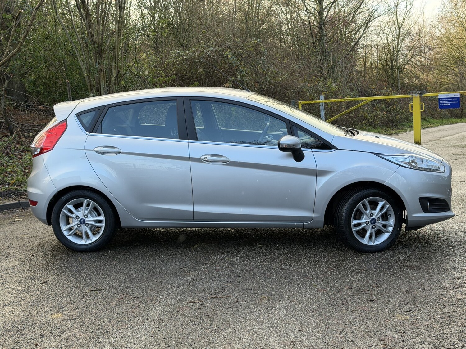 Used Ford Fiesta 2016 for sale - 76877600: Photo 8
