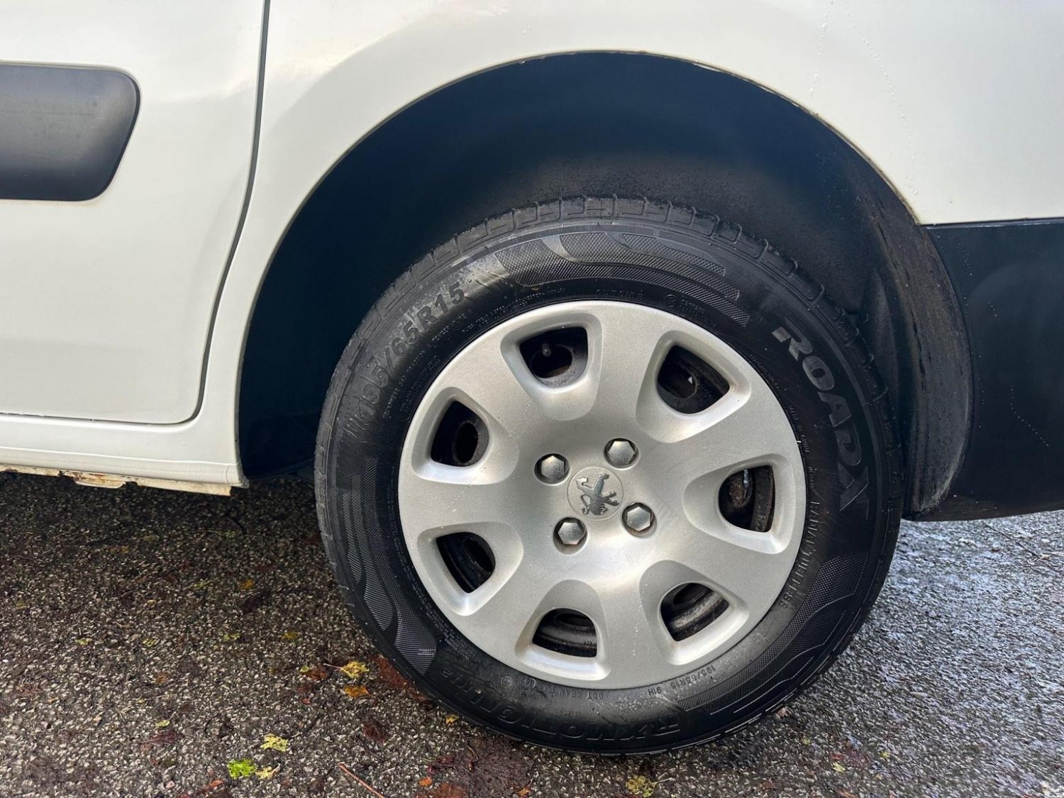 Used Peugeot Partner 2014 for sale - 76877461: Photo 25