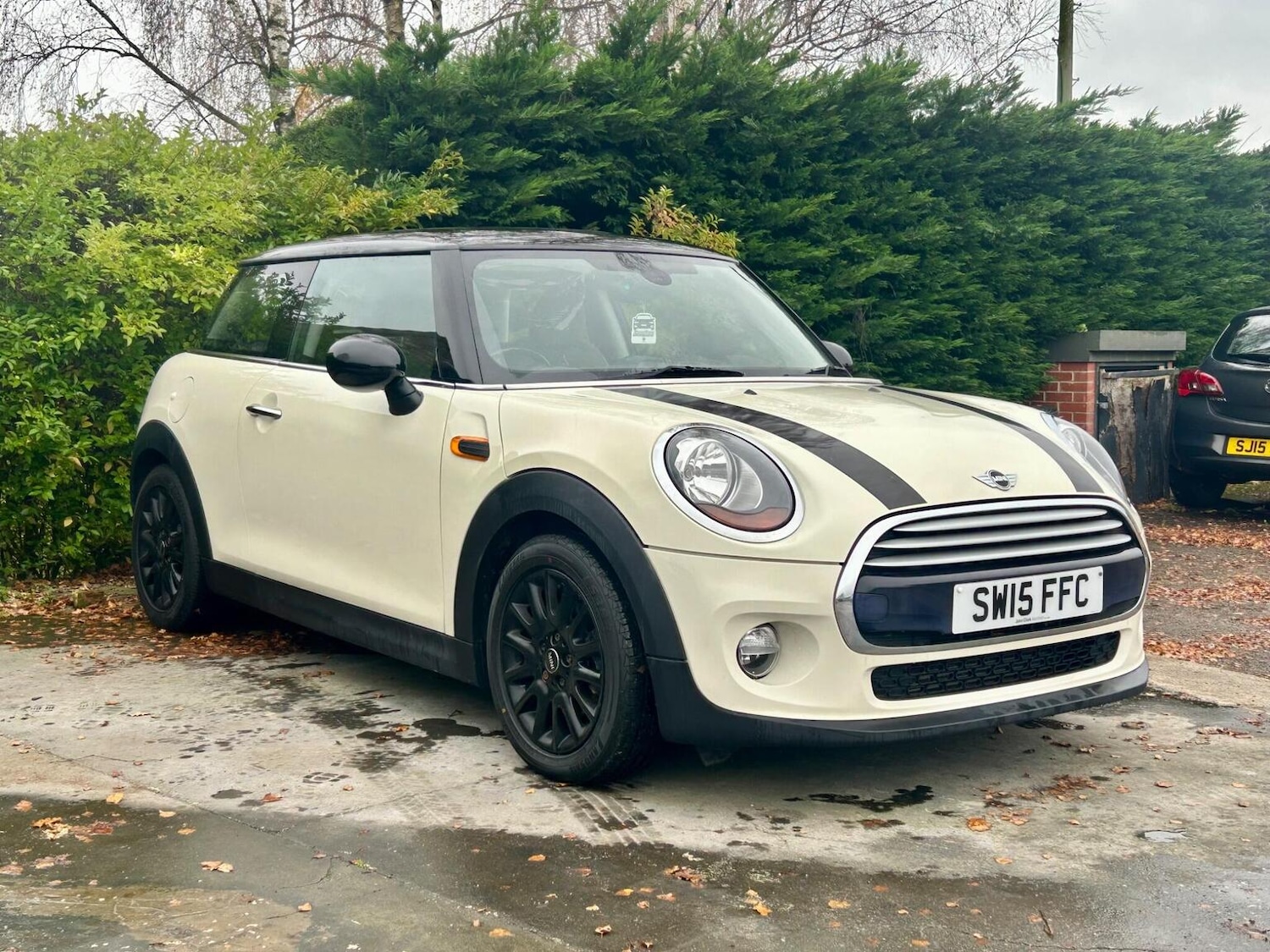 Used MINI Hatch 2015 for sale - 76877445: Photo 1