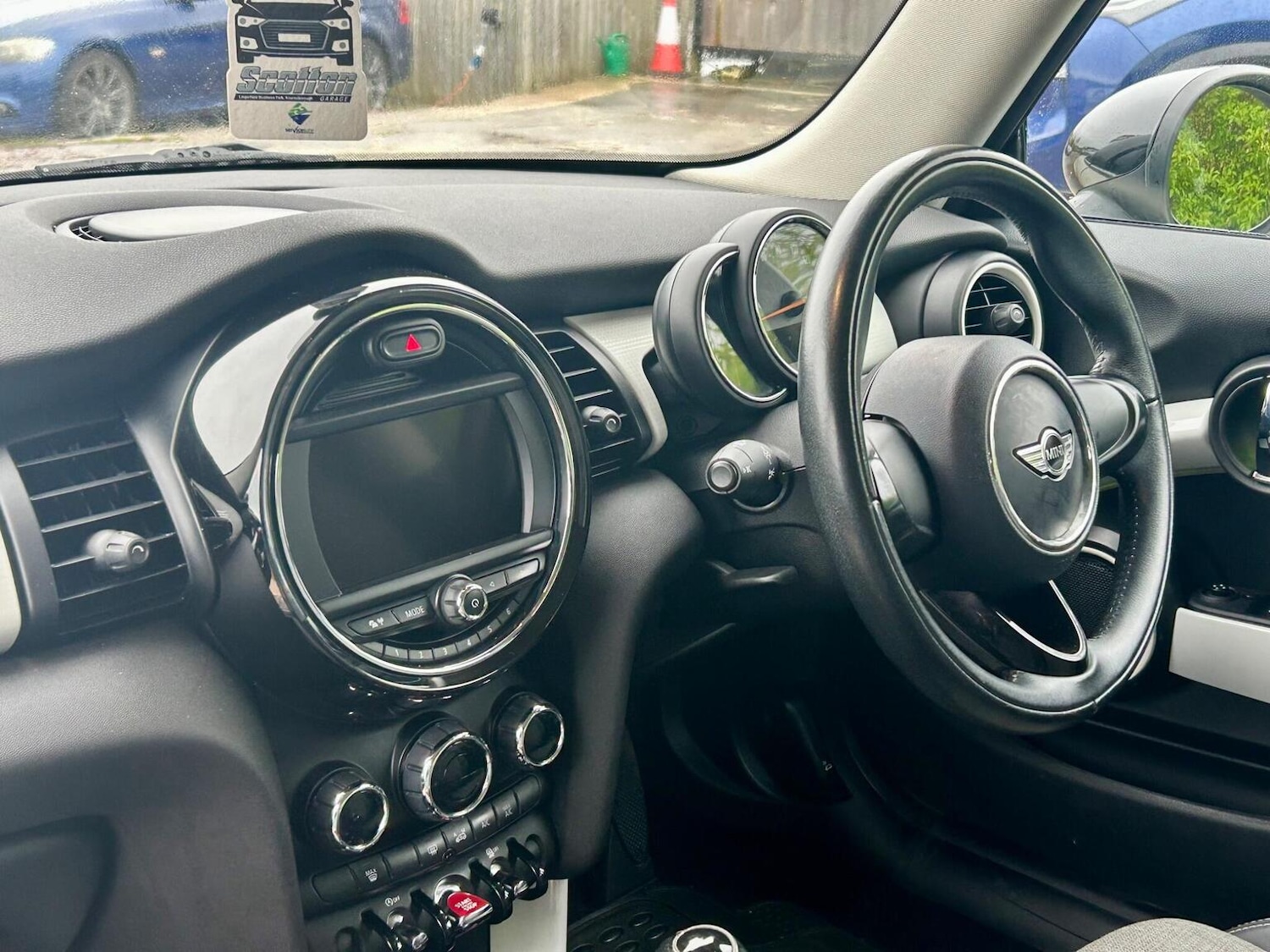 Used MINI Hatch 2015 for sale - 76877445: Photo 8