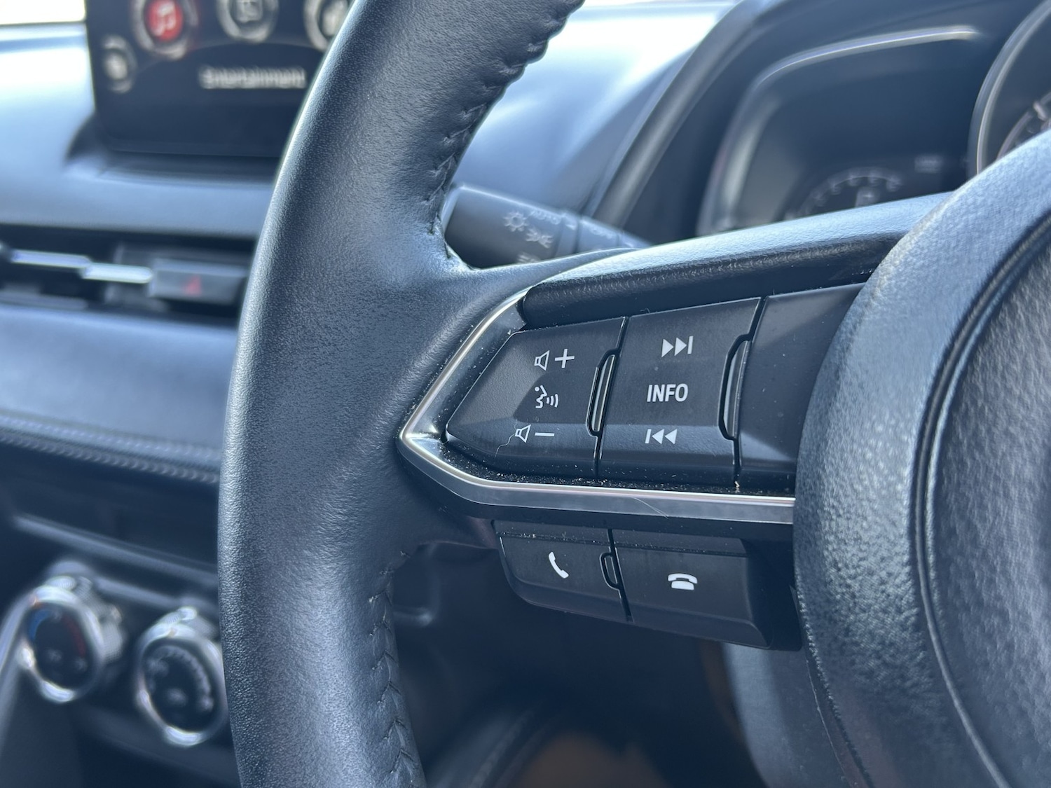 Used Mazda Mazda2 2022 for sale - 77938130: Photo 26