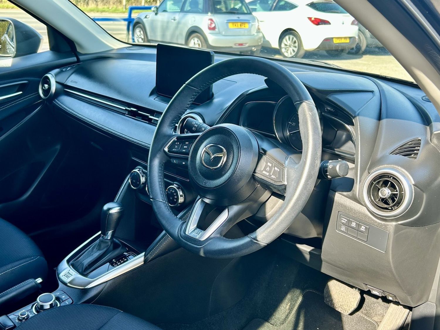 Used Mazda Mazda2 2022 for sale - 77938130: Photo 7