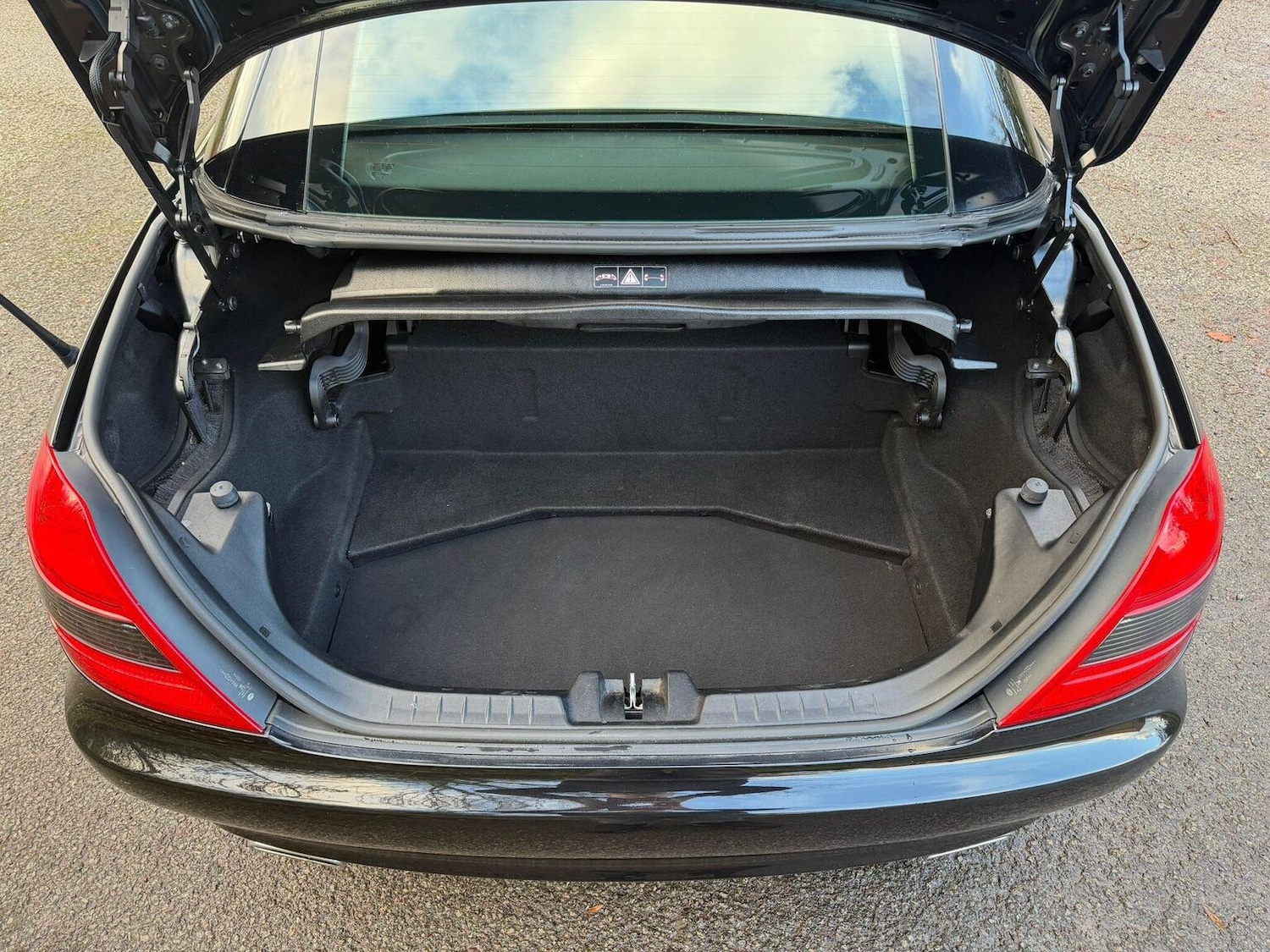 Used Mercedes-Benz SLK 2008 for sale - 76877436: Photo 16