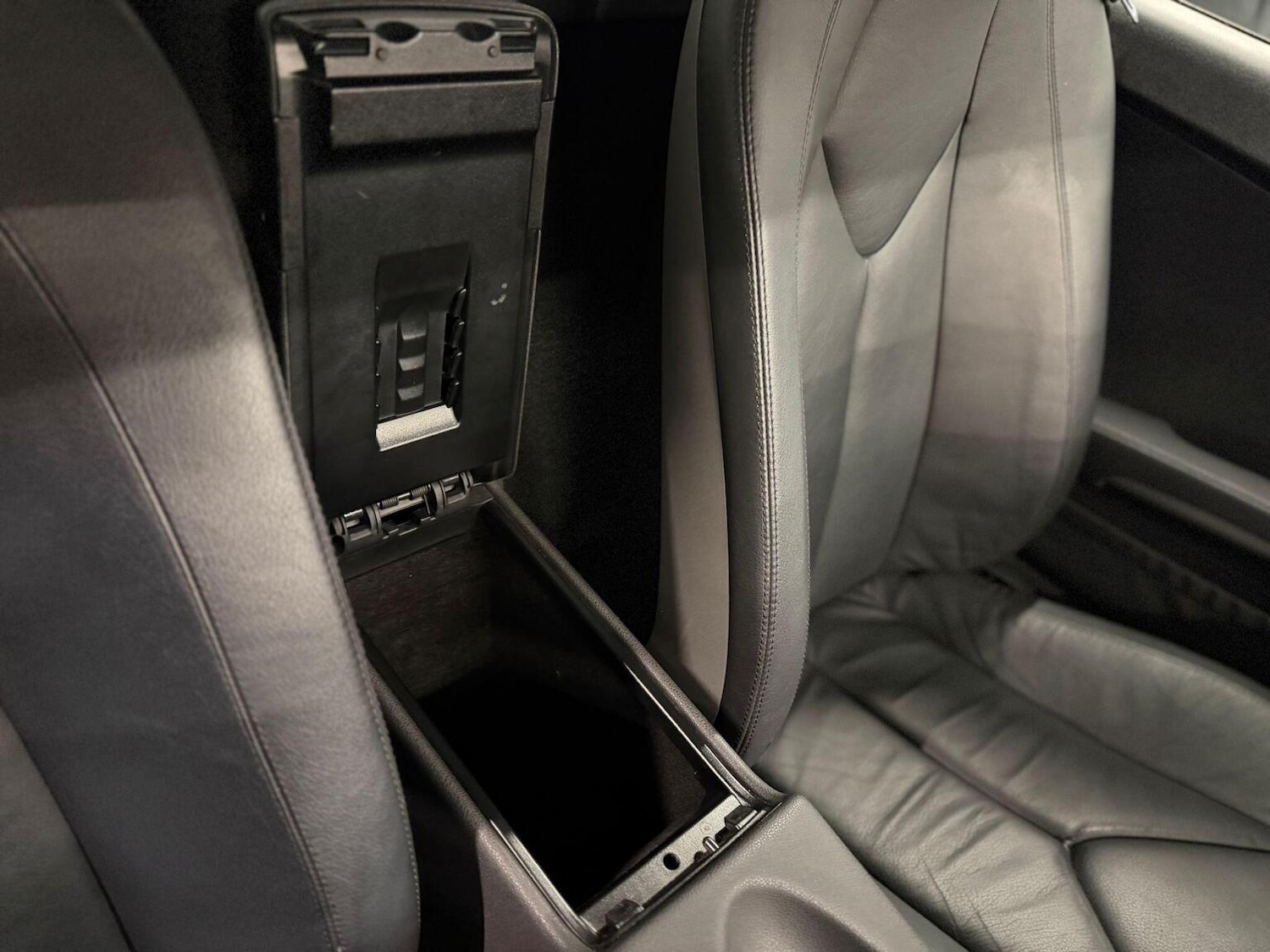 Used Mercedes-Benz SLK 2008 for sale - 76877436: Photo 44