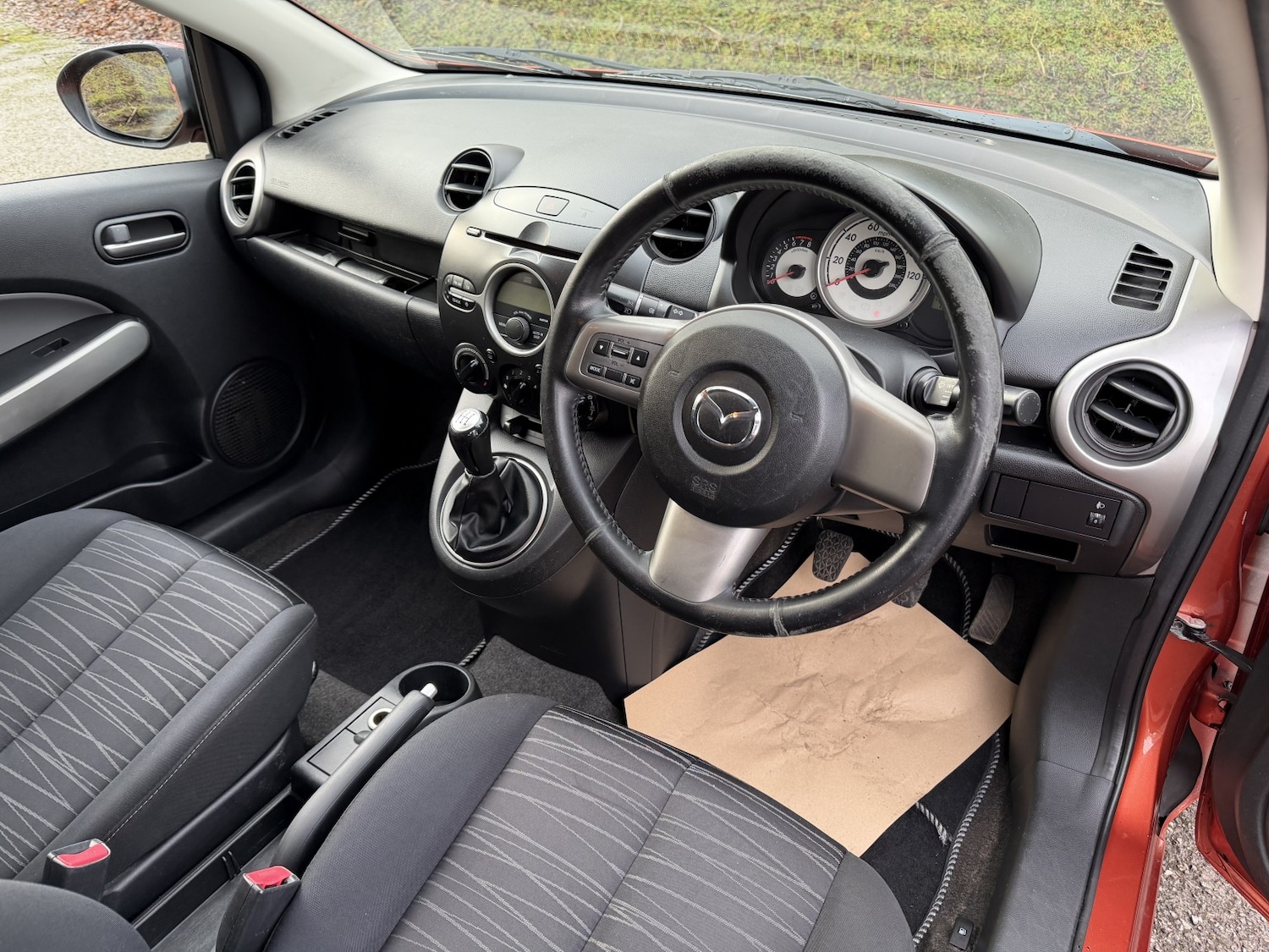 Used Mazda Mazda2 2009 for sale - 77548345: Photo 14