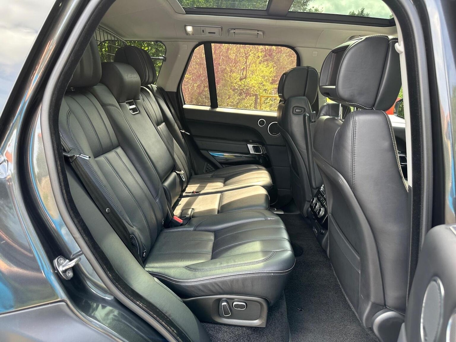 Used Land Rover Range Rover 2014 for sale - 76877466: Photo 11