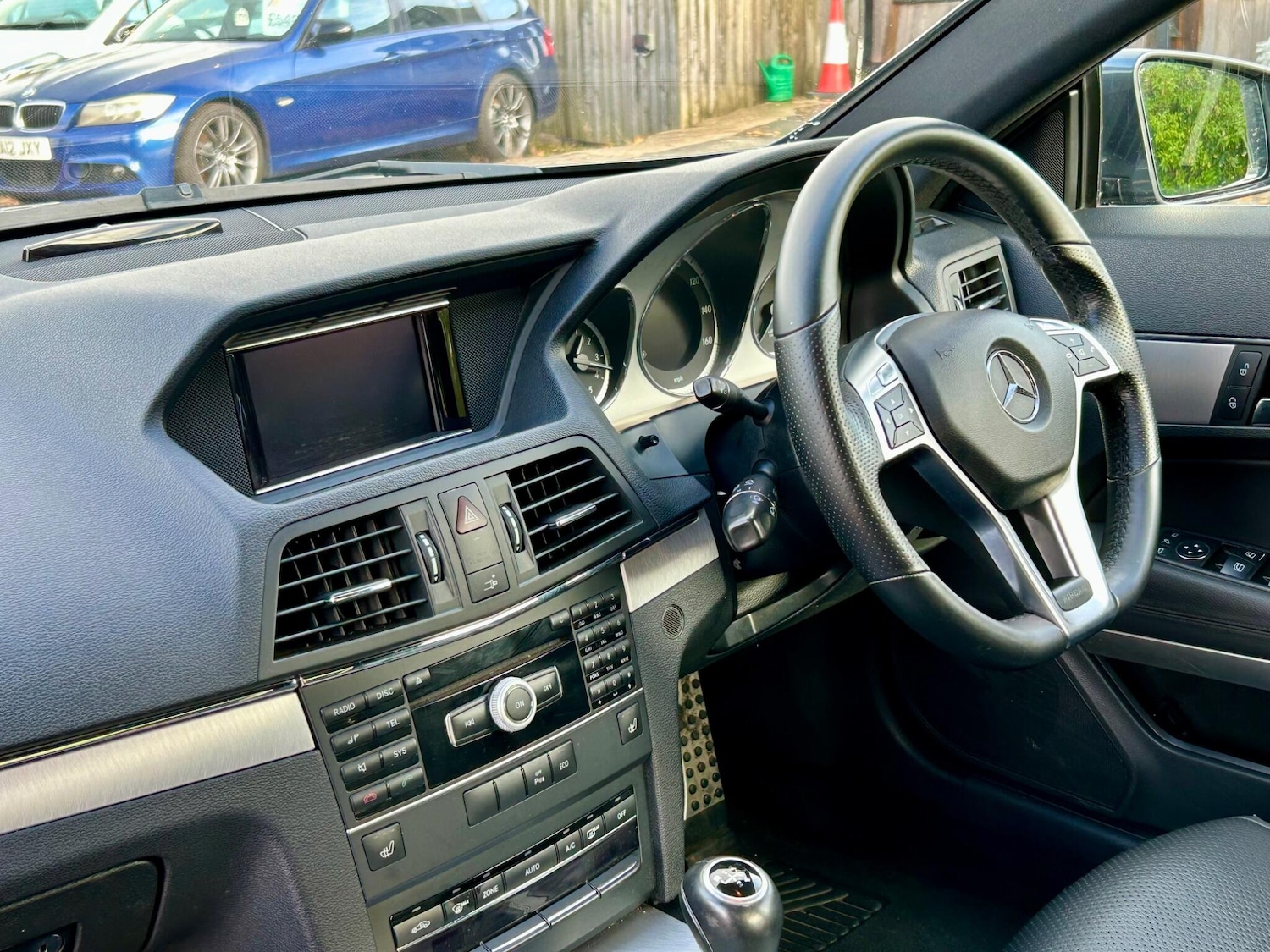 Used Mercedes-Benz E Class 2013 for sale - 76484655: Photo 21