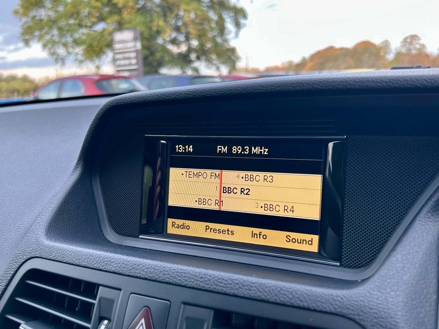 Used Mercedes-Benz E Class 2013 for sale - 76484655: Photo 23