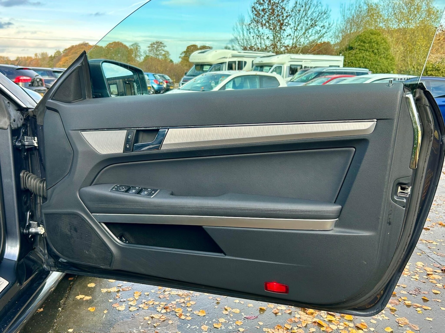 Used Mercedes-Benz E Class 2013 for sale - 76484655: Photo 25