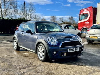 MINI Hatch feature image