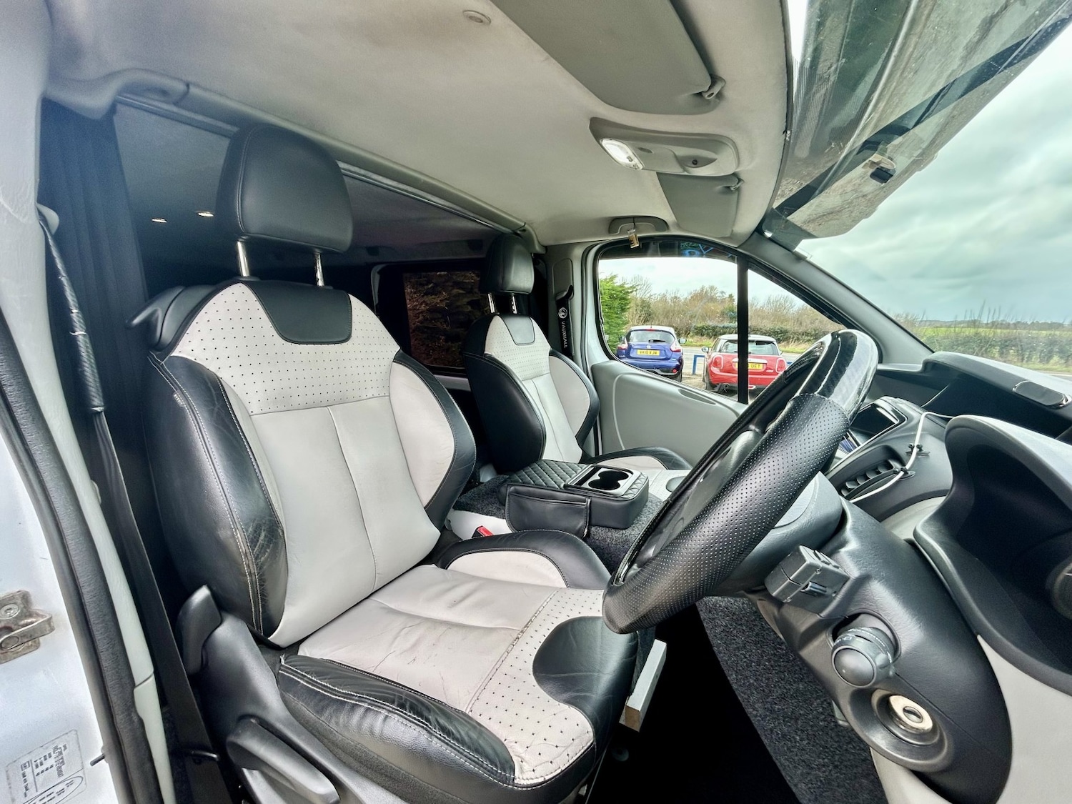 Used Vauxhall Vivaro 2013 for sale - 77851447: Photo 11