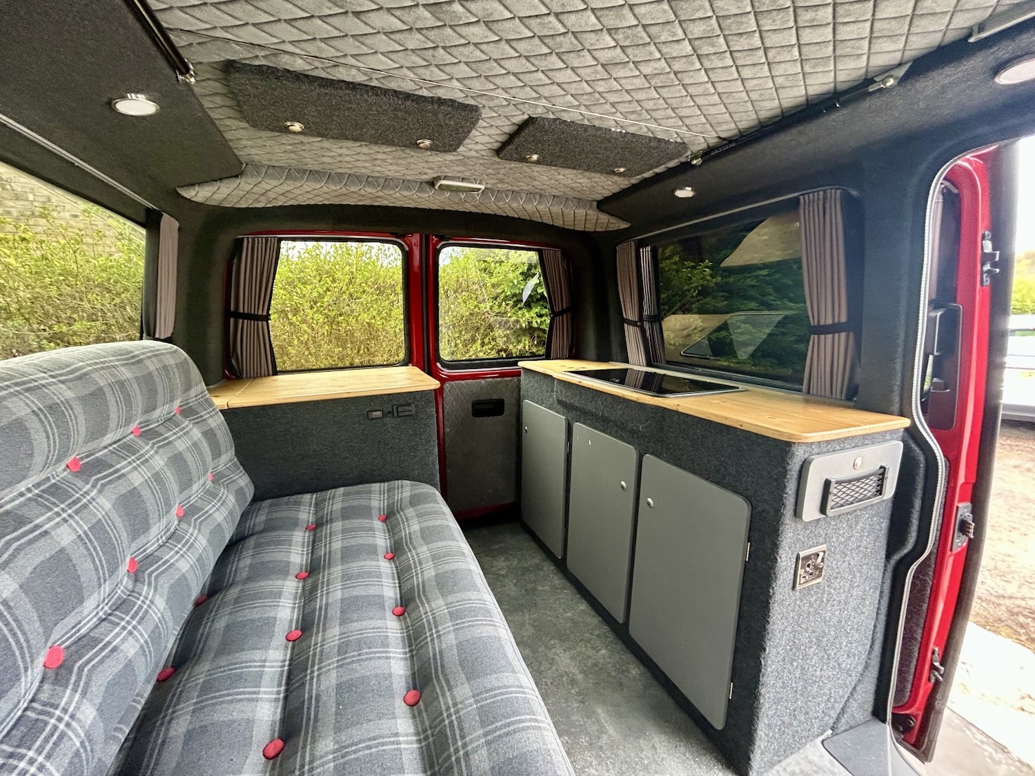 Used Volkswagen Transporter 2019 for sale - 78135008: Photo 10