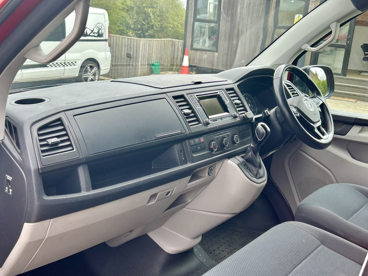 Used Volkswagen Transporter 2019 for sale - 78135008: Photo 13