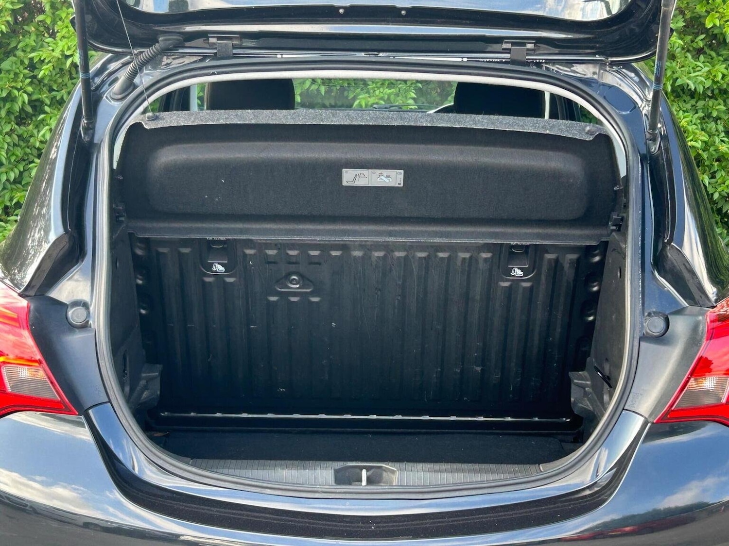 Used Vauxhall Corsa 2015 for sale - 76884944: Photo 24