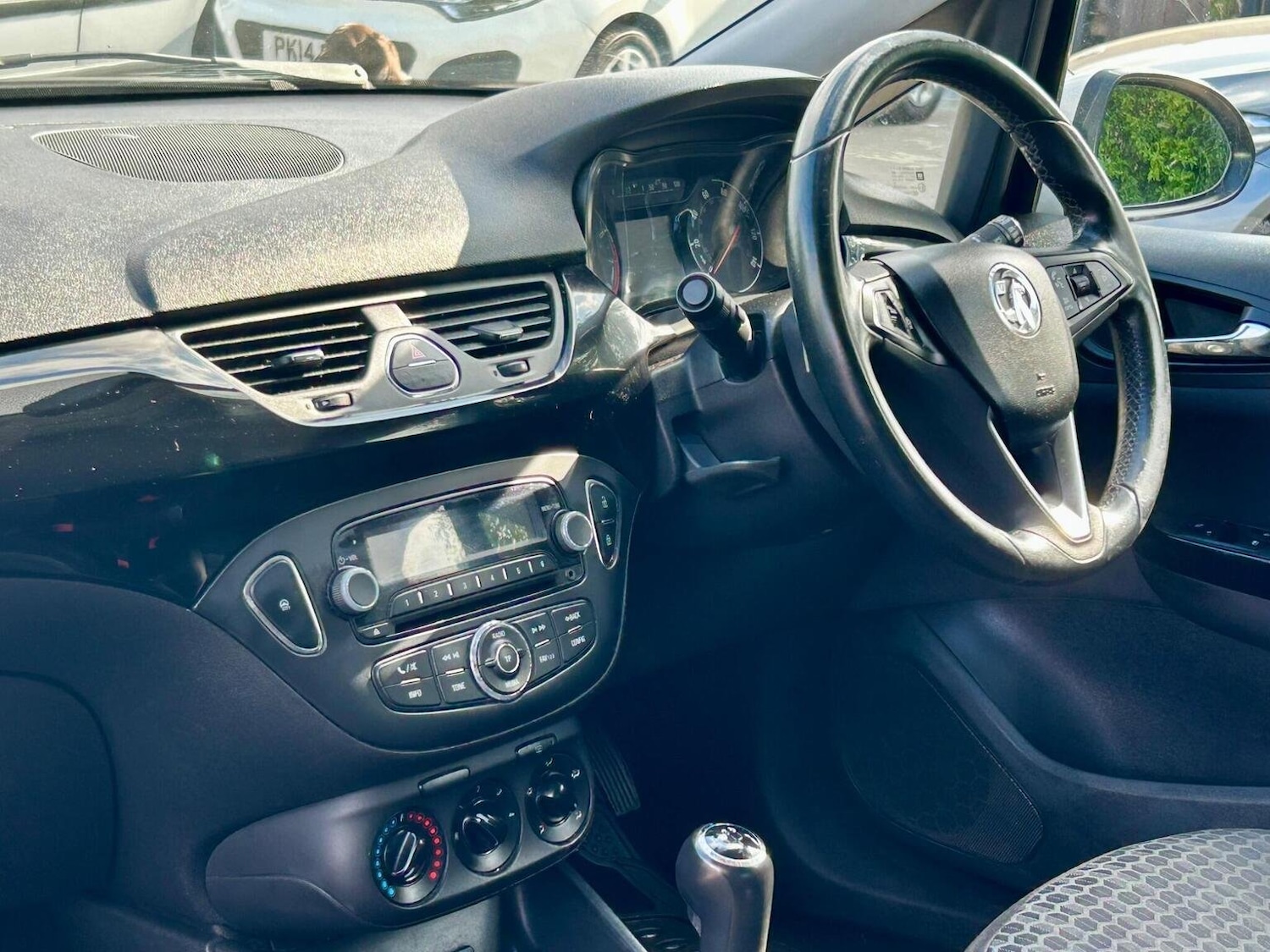 Used Vauxhall Corsa 2015 for sale - 76884944: Photo 8