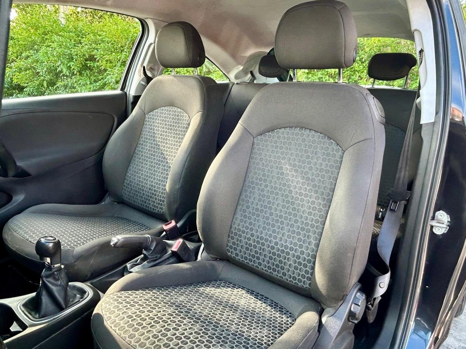 Used Vauxhall Corsa 2015 for sale - 76884944: Photo 9