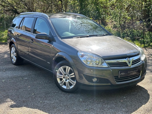 Used Vauxhall Astra 2009 for sale - 74372259: Photo 1