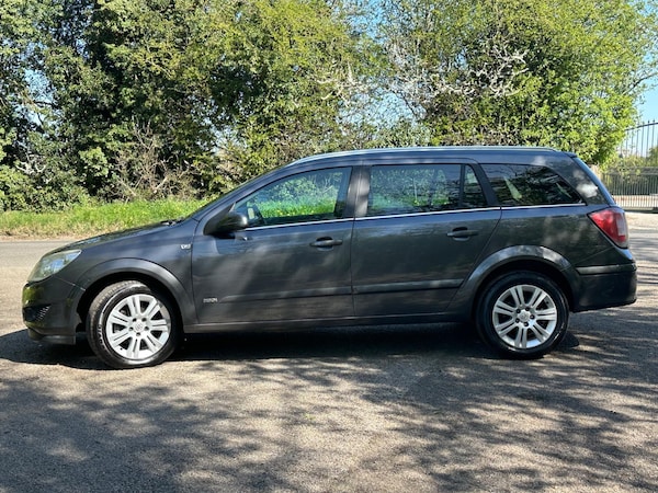 Used Vauxhall Astra 2009 for sale - 74372259: Photo 4