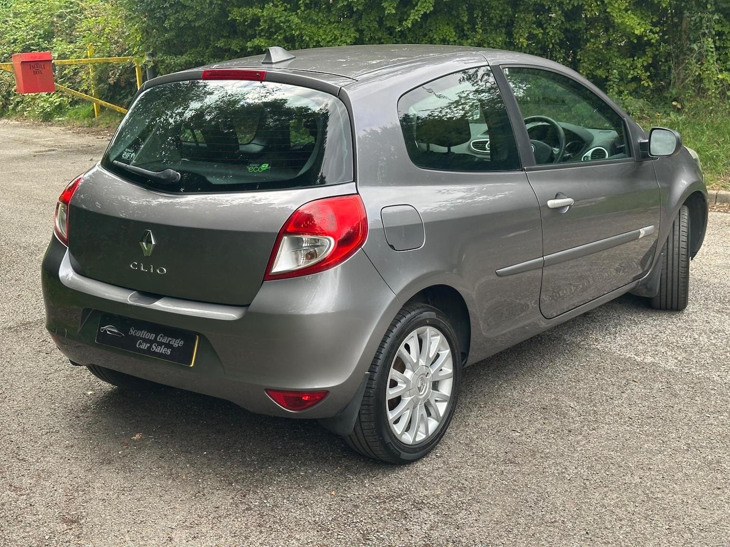 Used Renault Clio 2010 for sale - 76877449: Photo 7