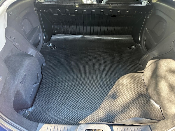 Used Ford Fiesta Van 2015 for sale - 74337101: Photo 12