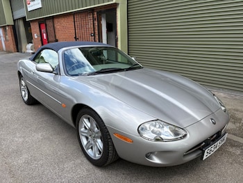 Used Jaguar XK8 1998 for sale - 78653346: Photo