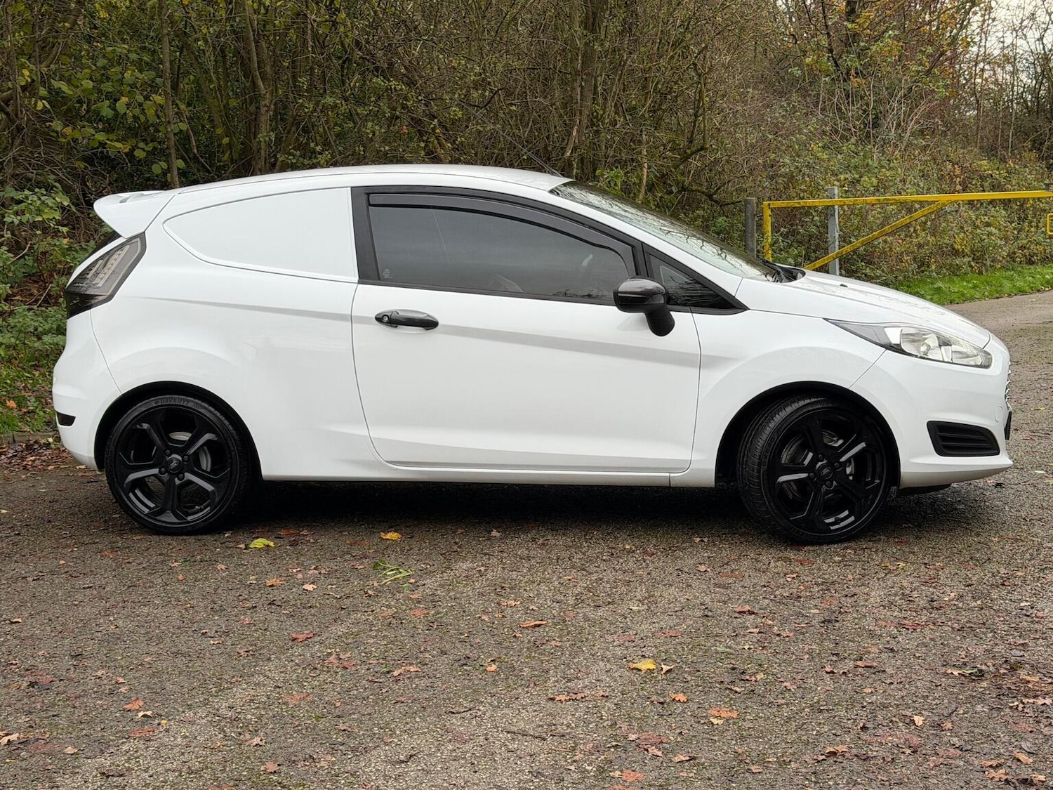 Used Ford Fiesta 2016 for sale - 76877454: Photo 8