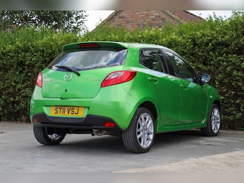 Used Mazda Mazda2 2011 for sale - 79162179: Photo