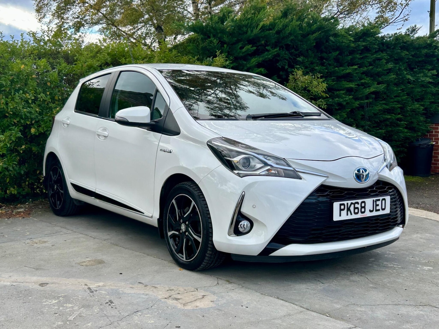 Used Toyota Yaris 2018 for sale - 76377766: Photo 1