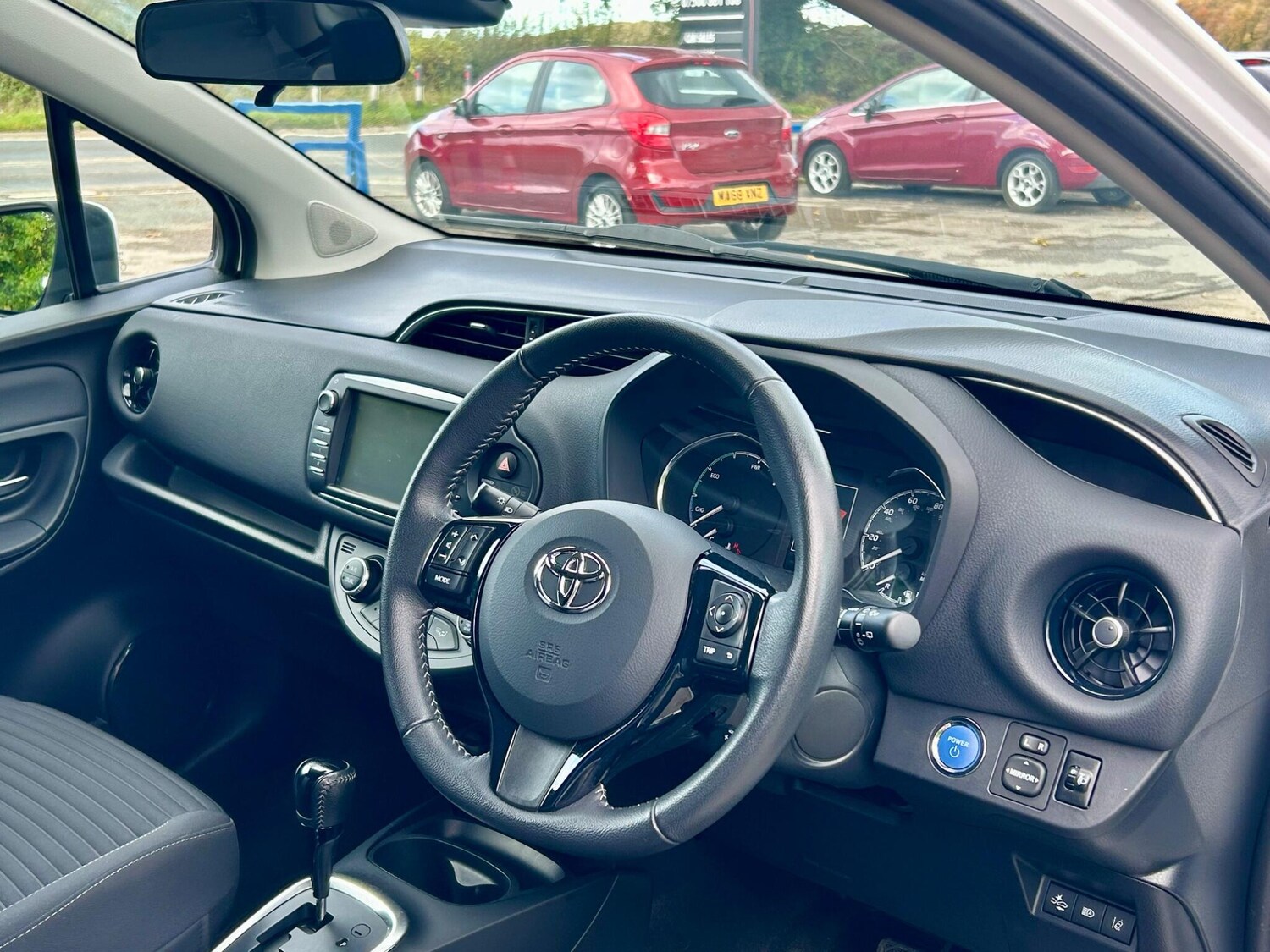 Used Toyota Yaris 2018 for sale - 76377766: Photo 11