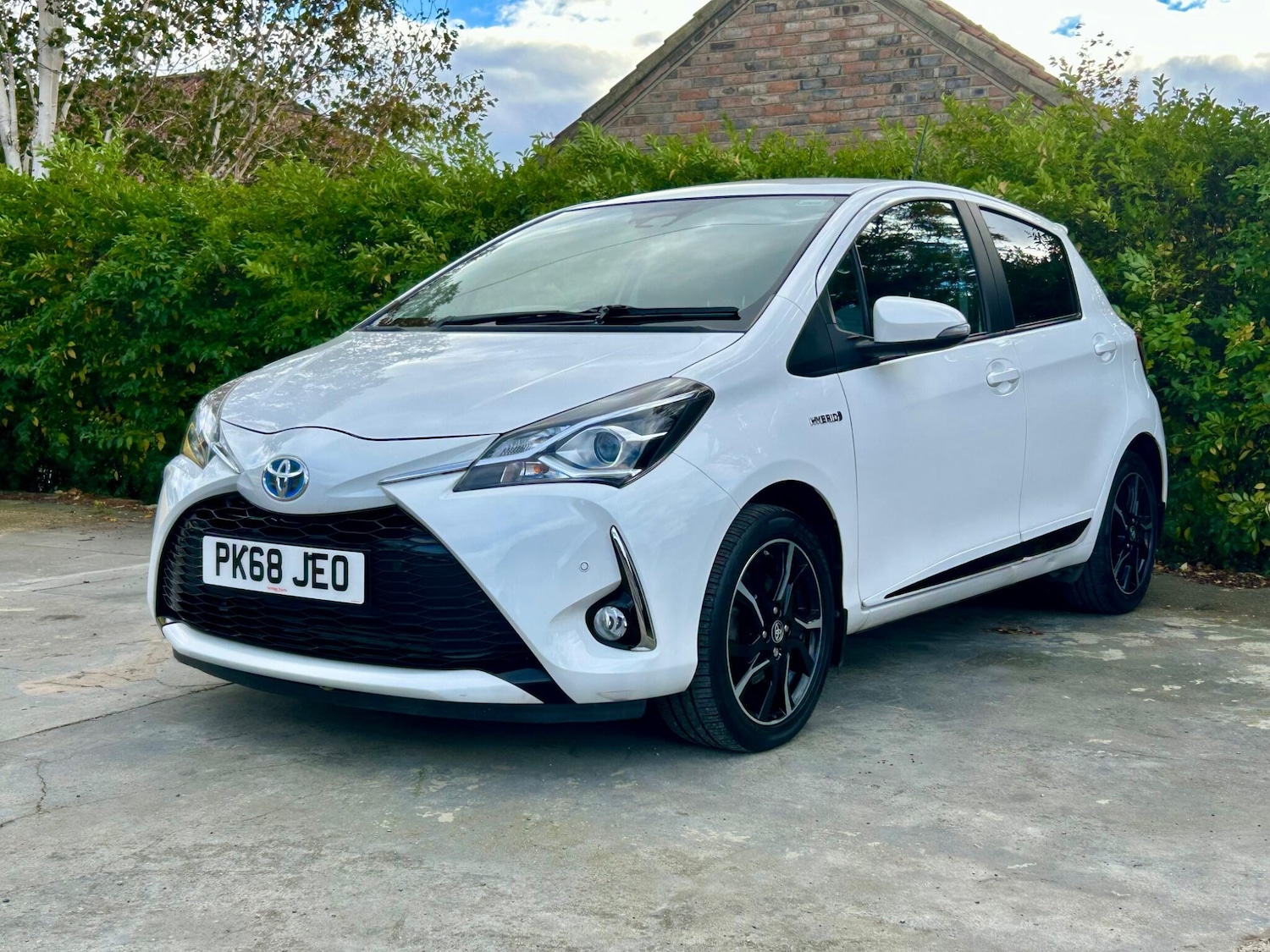 Used Toyota Yaris 2018 for sale - 76377766: Photo 3
