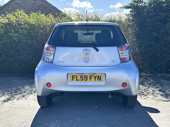 Used Toyota IQ 2009 for sale - 77880993: Photo