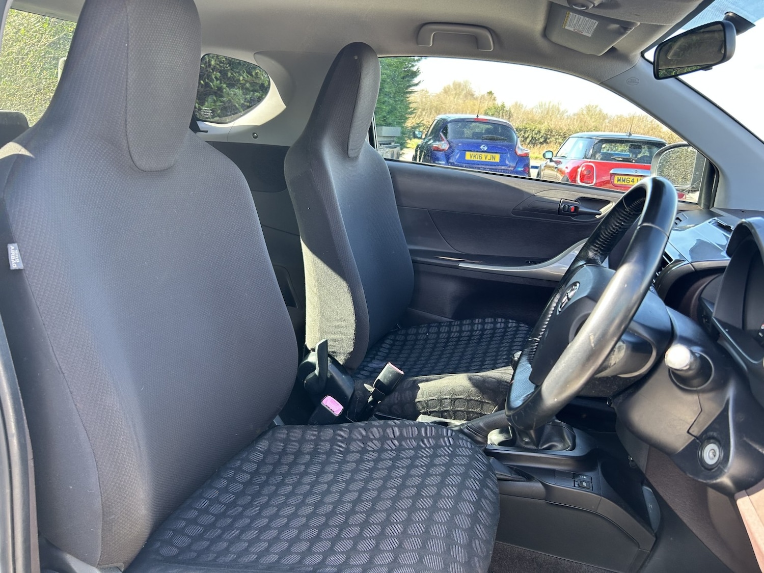 Used Toyota IQ 2009 for sale - 77880993: Photo 9