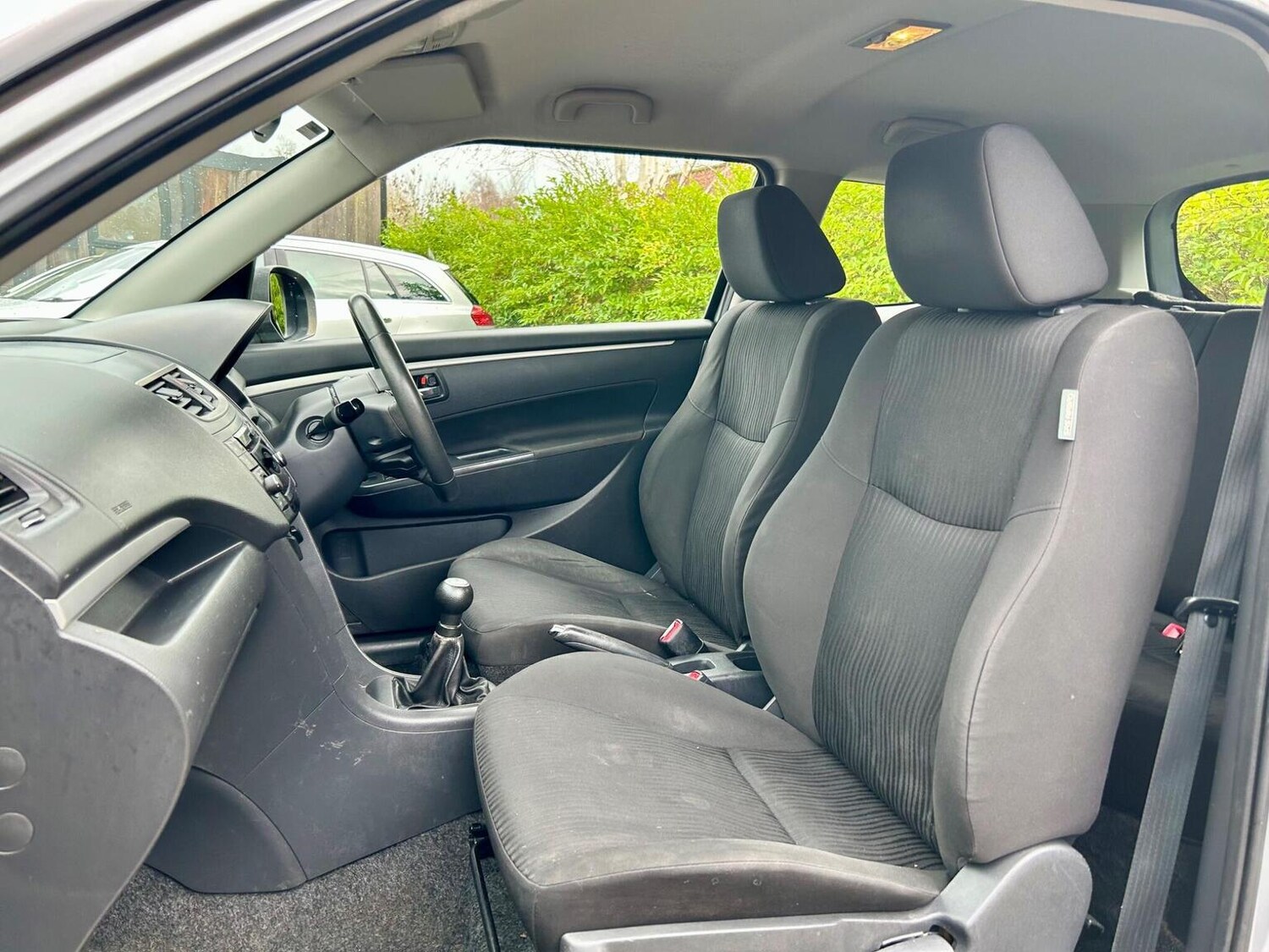 Used Suzuki Swift 2013 for sale - 76877432: Photo 11