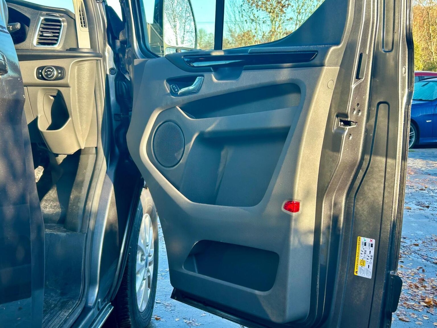 Used Ford Transit Custom 2020 for sale - 76877431: Photo 24