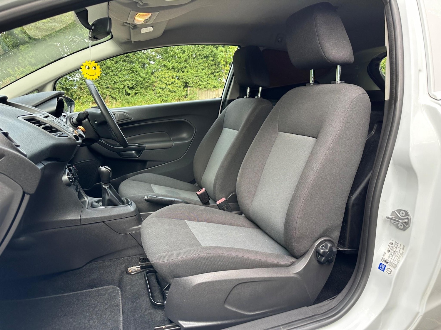 Used Ford Fiesta Van 2016 for sale - 76326181: Photo 13