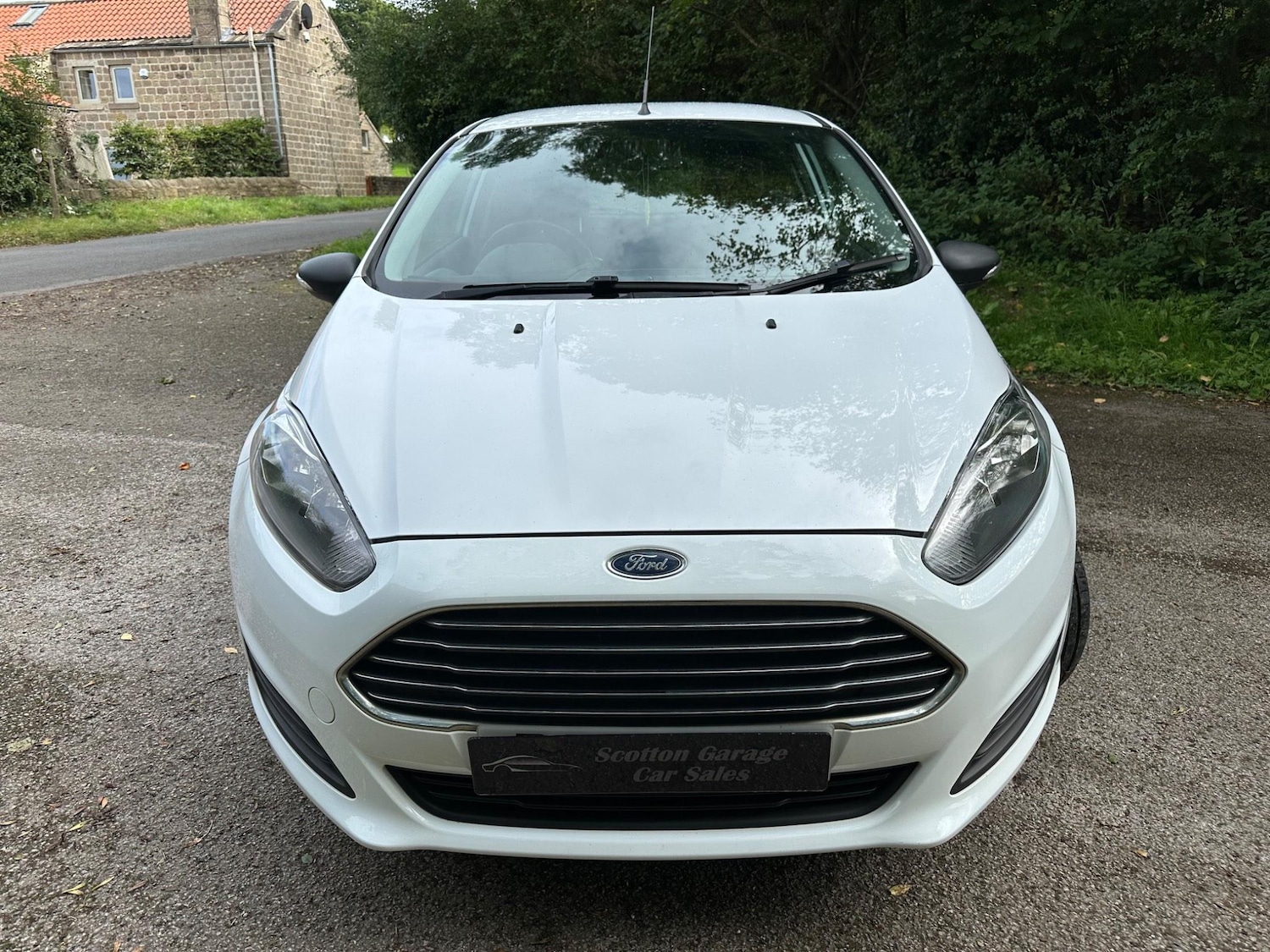 Used Ford Fiesta Van 2016 for sale - 76326181: Photo 2