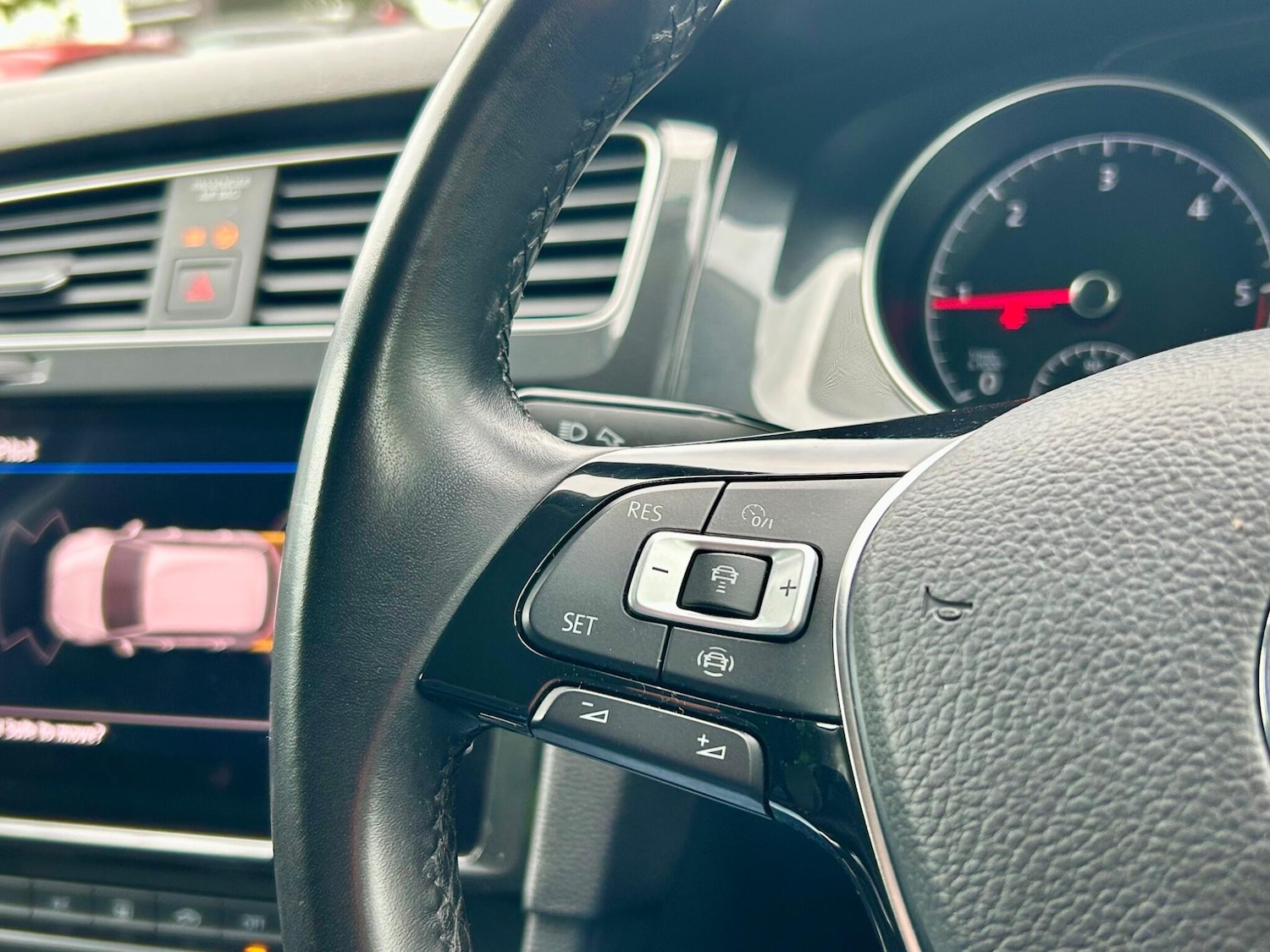 Used Volkswagen Golf 2019 for sale - 76314849: Photo 30