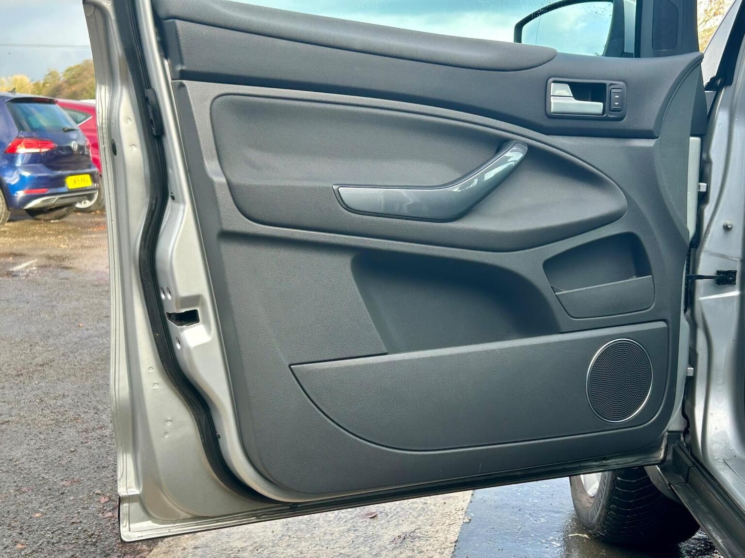 Used Ford Kuga 2010 for sale - 76877434: Photo 25