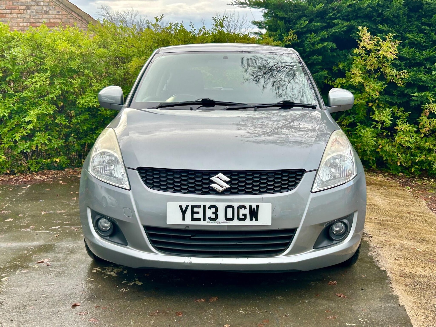 Used Suzuki Swift 2013 for sale - 76728268: Photo 2