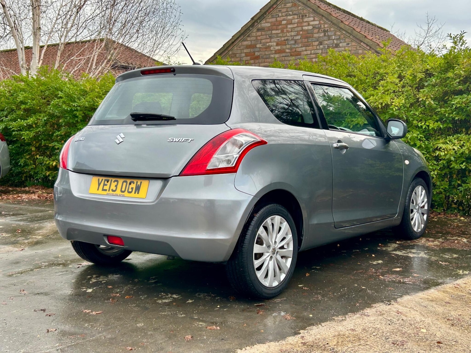 Used Suzuki Swift 2013 for sale - 76728268: Photo 4