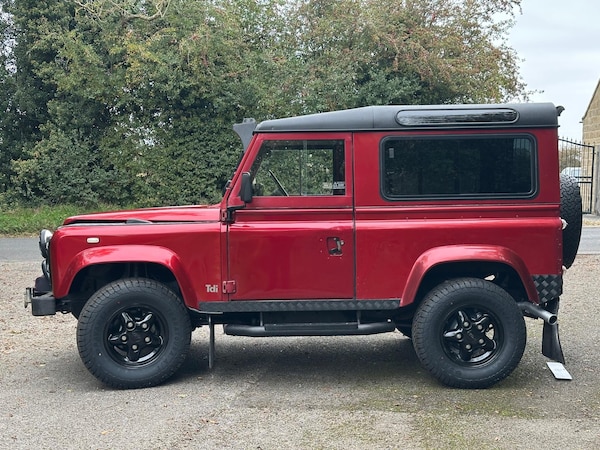 Used Land Rover Defender 90 1998 for sale - 76295888: Photo 4