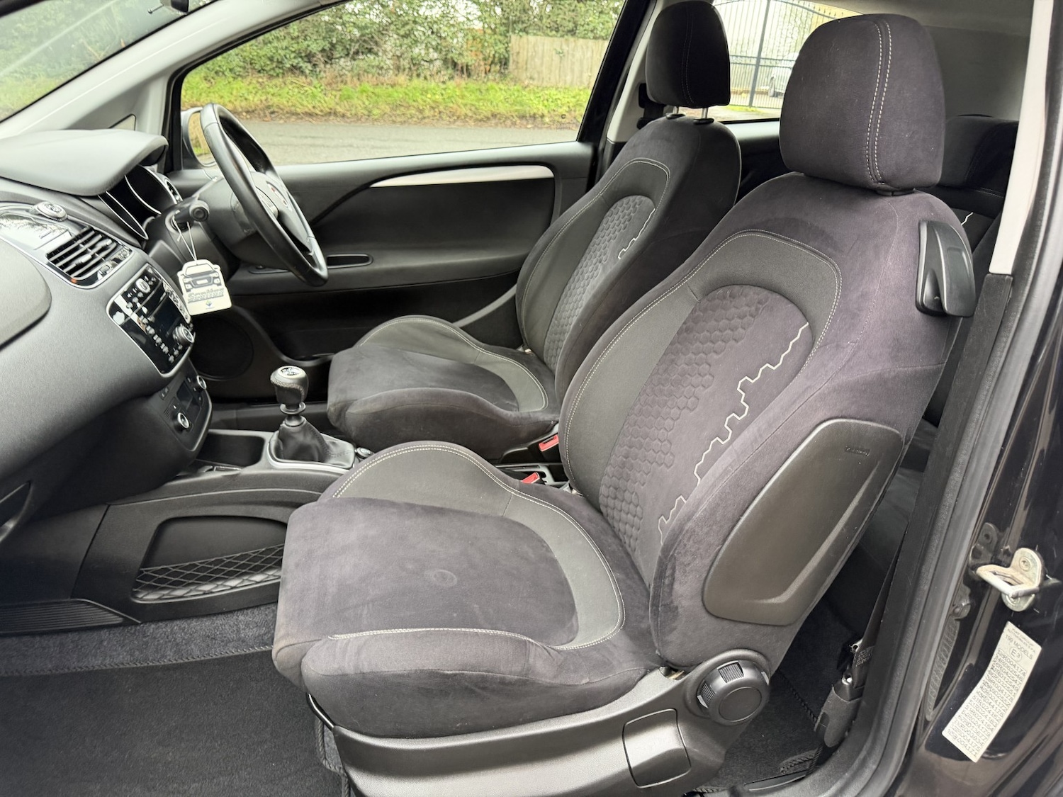 Used Fiat Punto 2015 for sale - 77124208: Photo 14