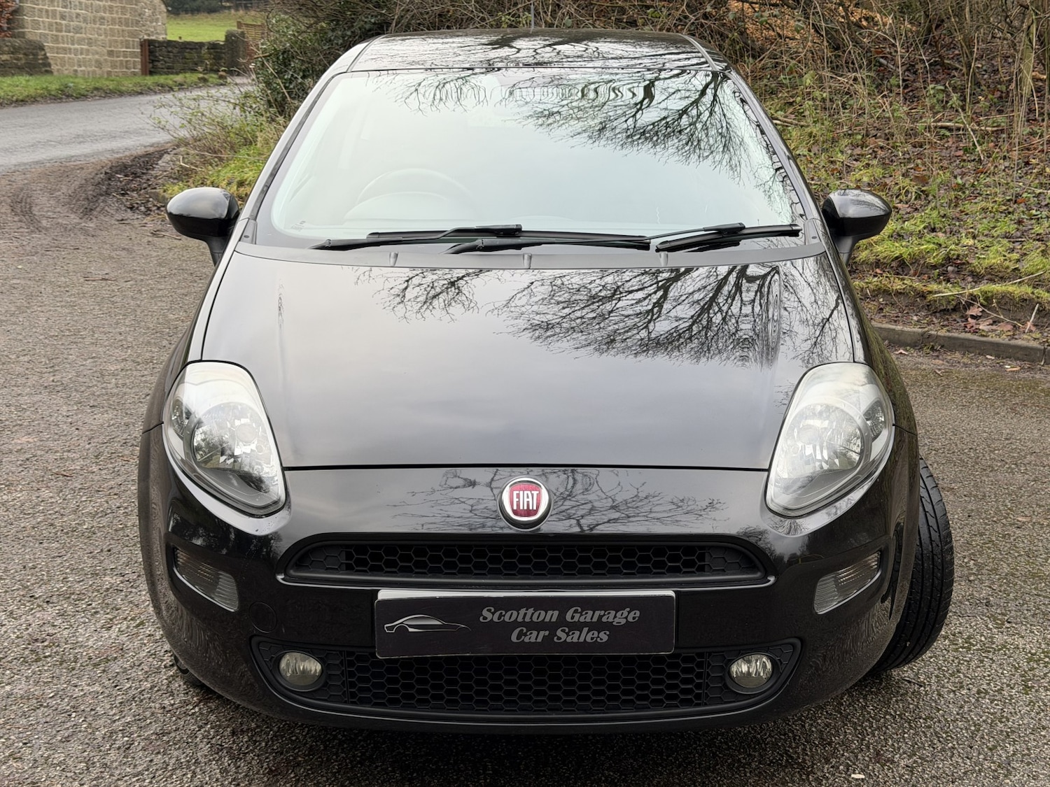 Used Fiat Punto 2015 for sale - 77124208: Photo 2