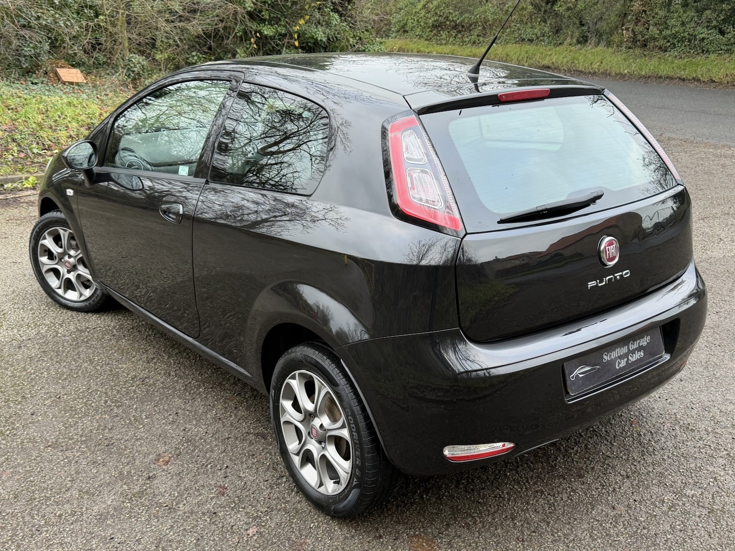 Used Fiat Punto 2015 for sale - 77124208: Photo 5