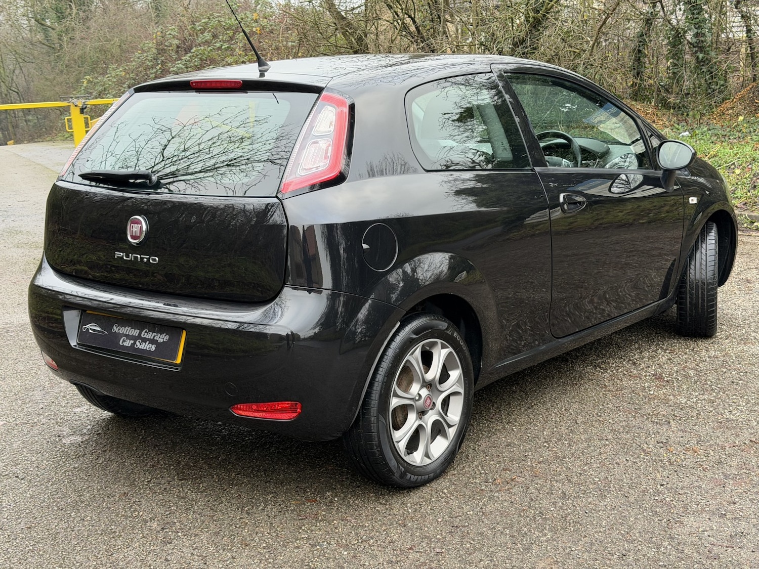 Used Fiat Punto 2015 for sale - 77124208: Photo 7