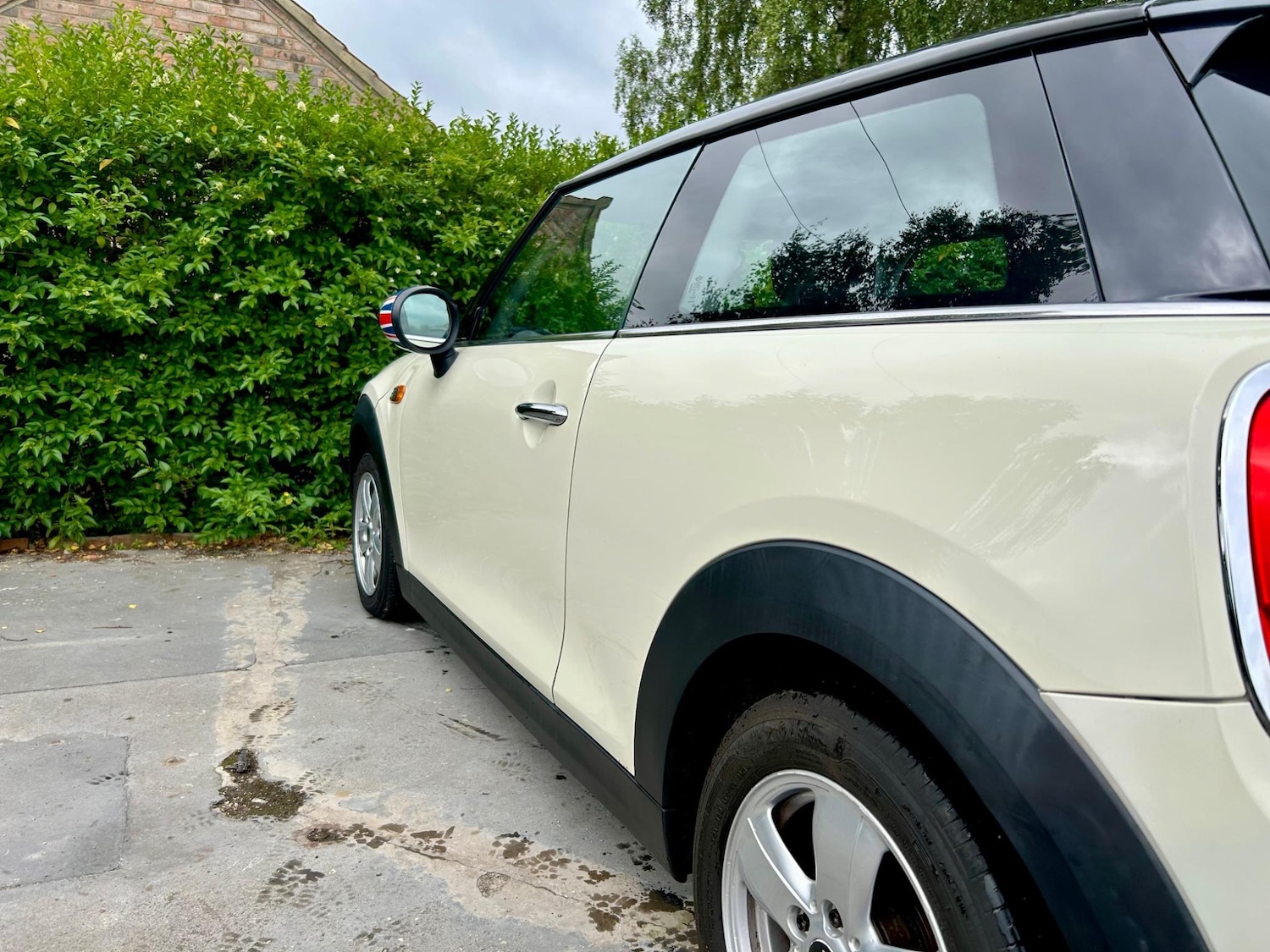 Vehicle 21